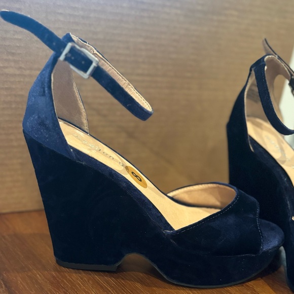 Madden Girl navy blue platform dress sandals women’s 8 - Picture 6 of 7